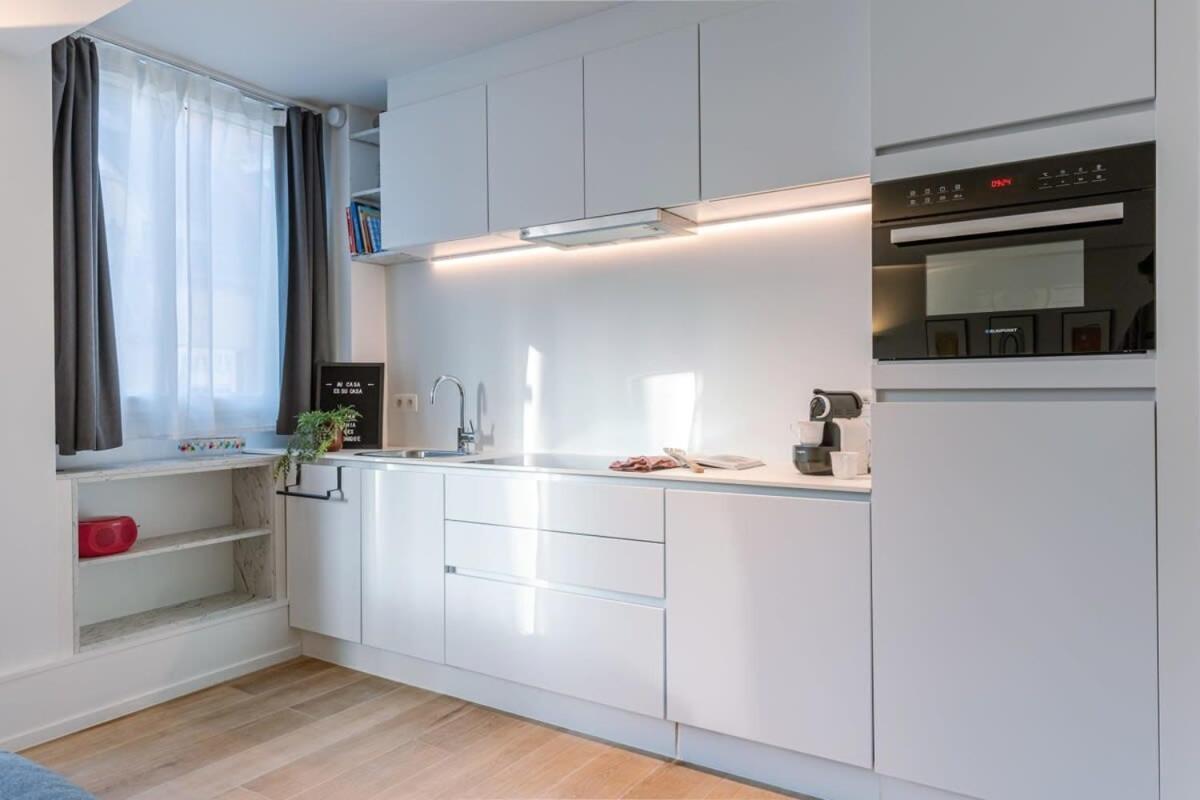 Huswell - Cosy Apartment On Top Location In De Haan Exteriör bild